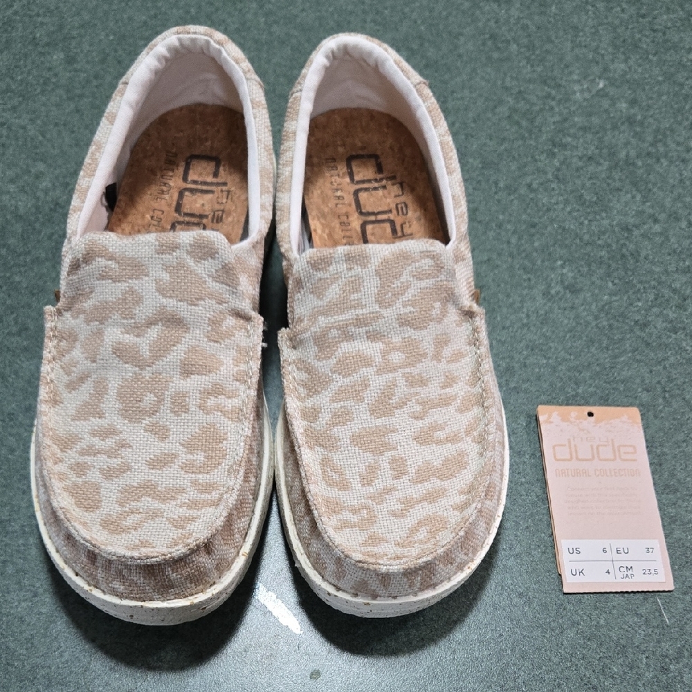 Hey Dude Womens Beige Leopard-Print Slip-On Sneakers